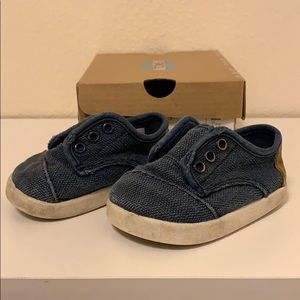 Tom’s Paseo Navy Shoes